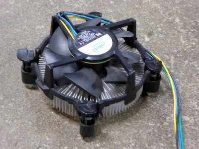 Computer cooling fan & radial heatsink assembly