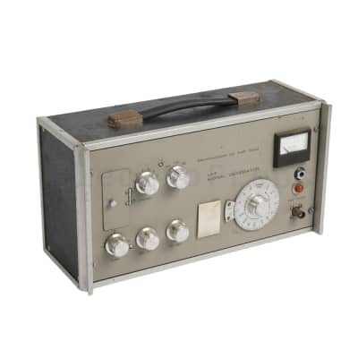 Workshop UHF Signal Generator for TV/radio testing