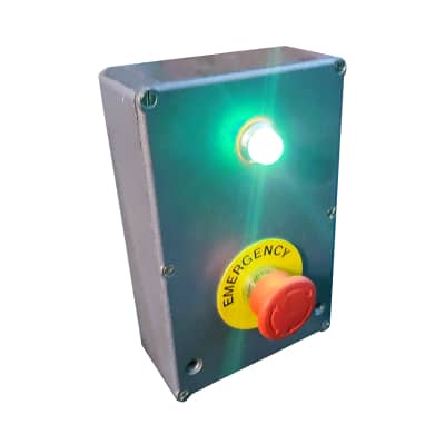 Practical latching emergency stop button