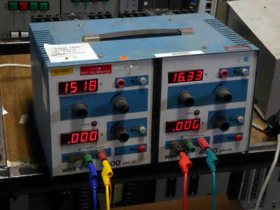 Practical twin variable bench power supply with red digital displays