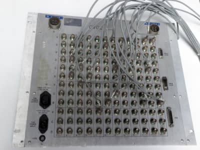 Large rack mounting144 x BNC socket matrix panel with grey cables
