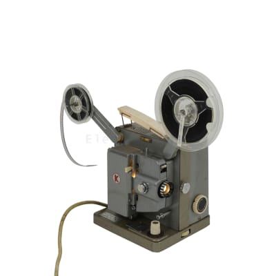 Practical 8mm vintage cine film projector