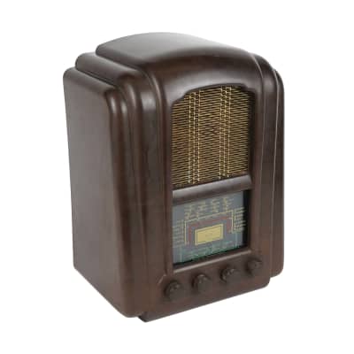 Ferranti 145 bakelite radio from 1946