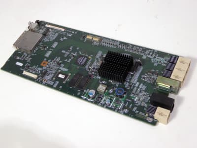 Computer server Printed Circuit Board with black finned heatsink / cooler