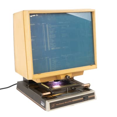 Practical microfiche viewer