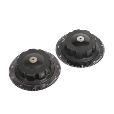 Giant fluted black control knobs with removable calibrated skirt