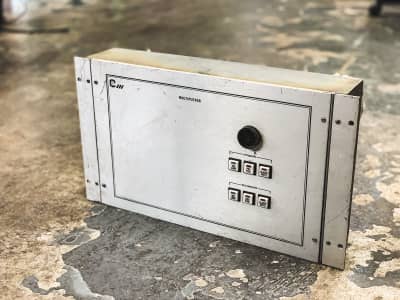 Silver Alarm sounder panel (Multiplexer)