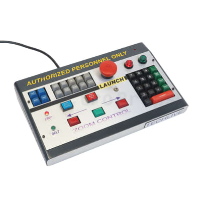 Practical desk console with selectable red/green flashing lights, keypad & emergency button