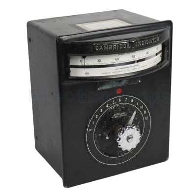 Temperature Gauge With Pointer Knob