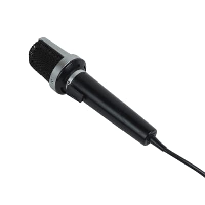 Microphone