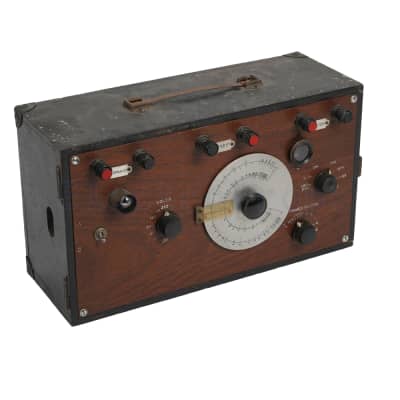 Period electronic component tester with large dial