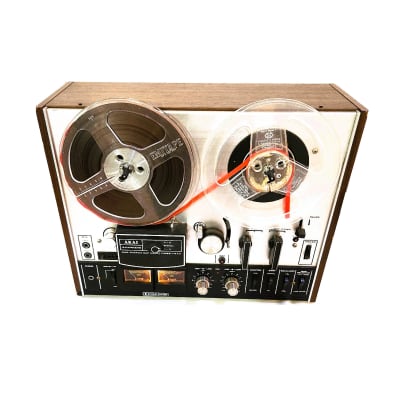 Tape recorders and tape drives