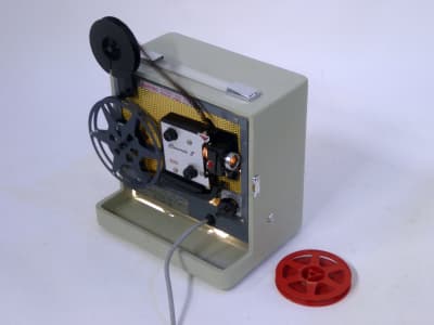 Practical 1950s-1960s Kodak Brownie 8mm cine film projector
