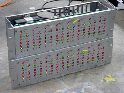 Supersplitter practical aluminium panels with tiny silver switches & red/green LEDs