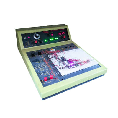 Practical controllable electronics lab flashing LEDs breadboard