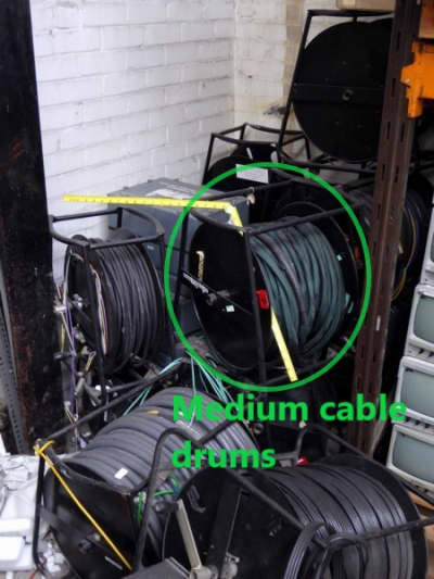 Medium sized - Heavy duty cable drums on frames