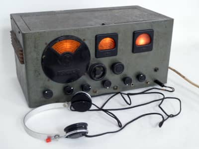 Practical Hallicrafters Skyrider SX24 WW2 period short wave radio receiver