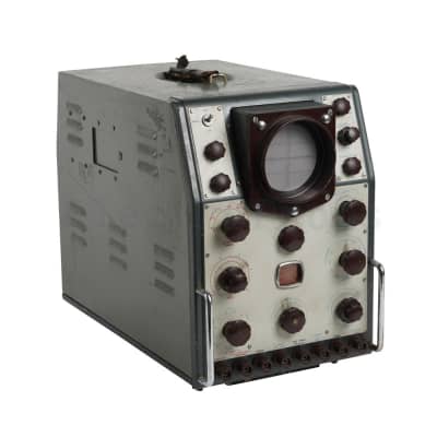 Period Cossor 1035 laboratory oscilloscope in hammerite grey