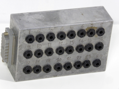 24 x jack socket patch panel box