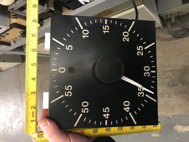 Practical Start/Stop analogue clock (black) | Electro Props Hire