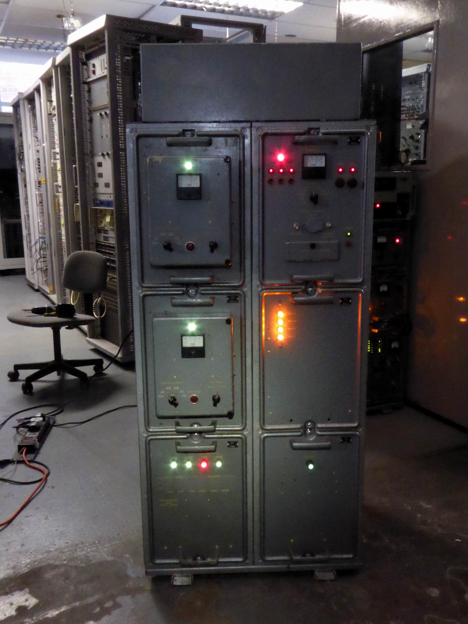 Practical Russian/Soviet Union cold war era military radio transmitter ...