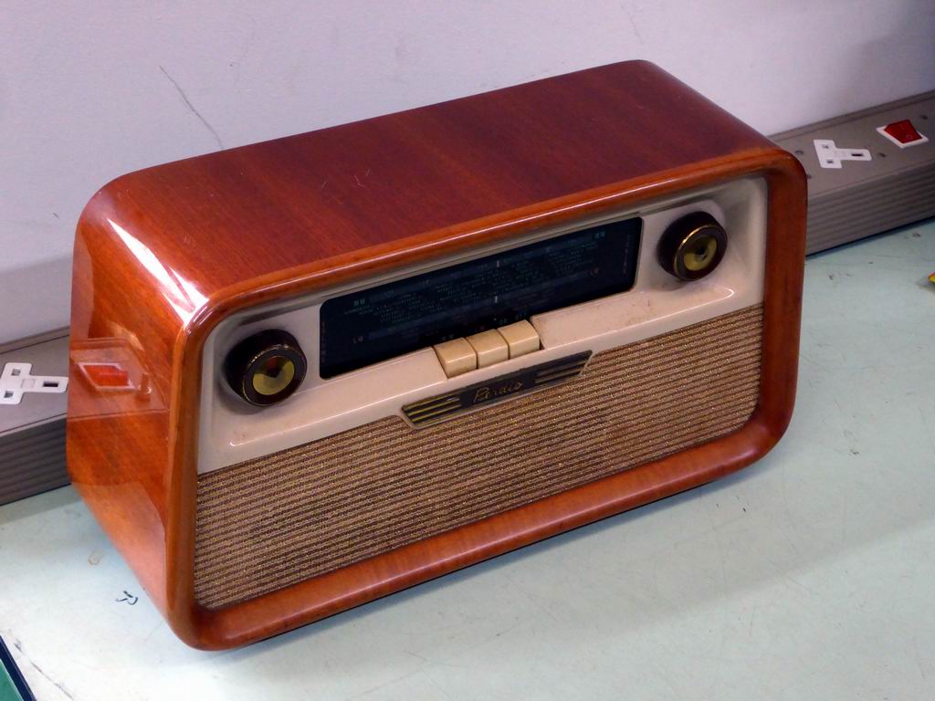 Radio 1960S : Early 1960s Motorola Ranger Transistor Radio ...