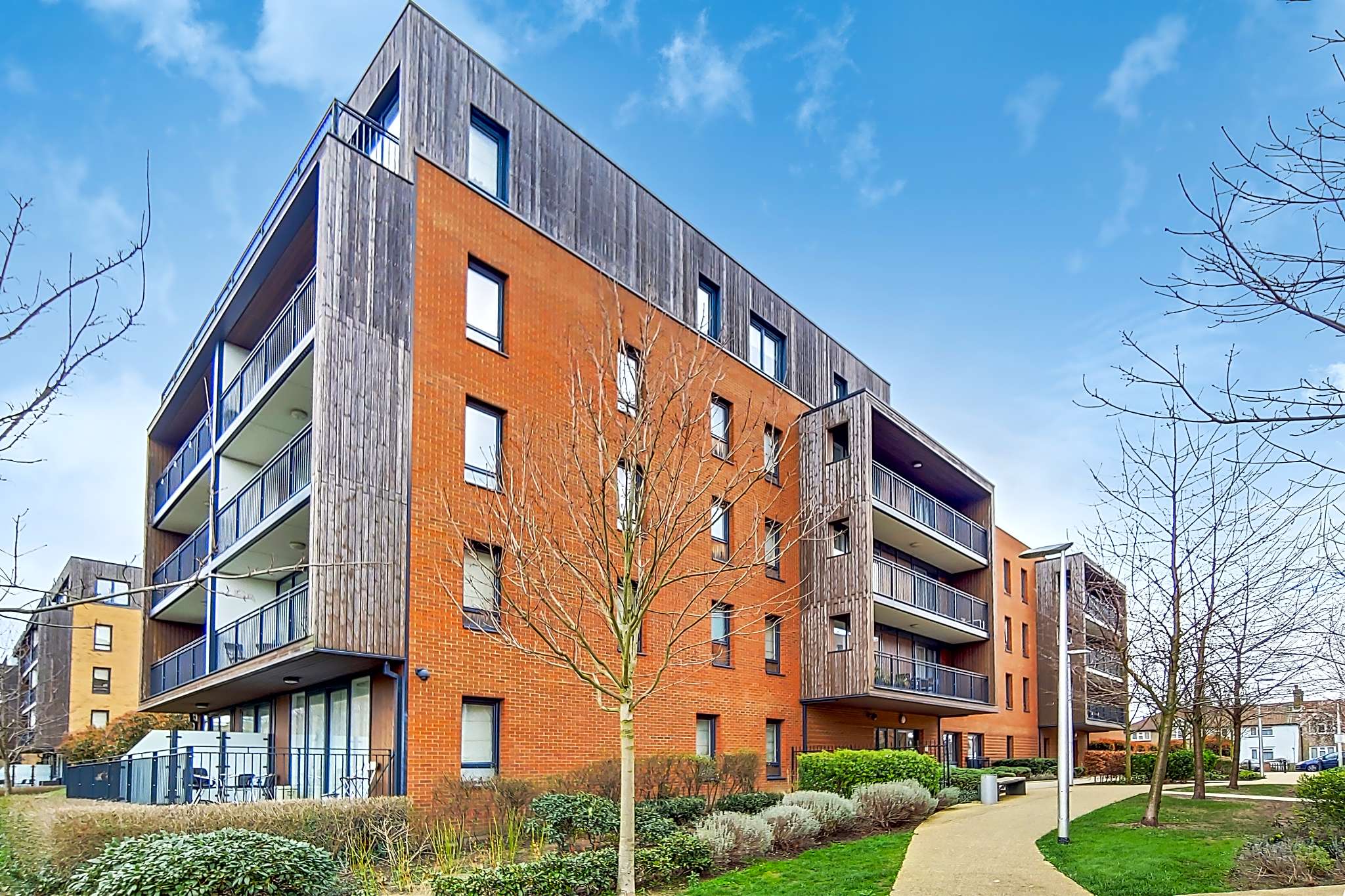 Kidbrooke SE9 Spec