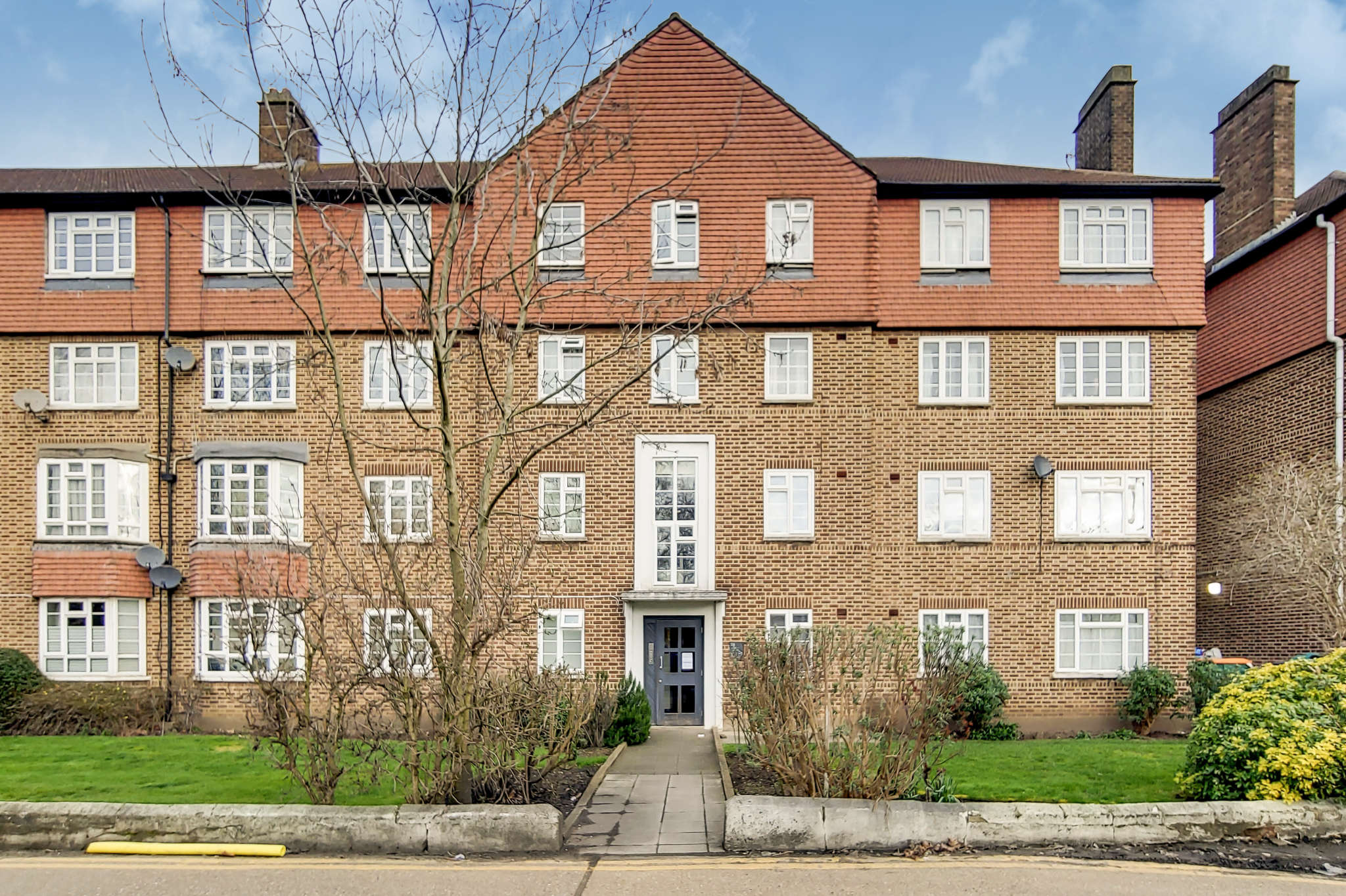 Bushey Road, London, SW20