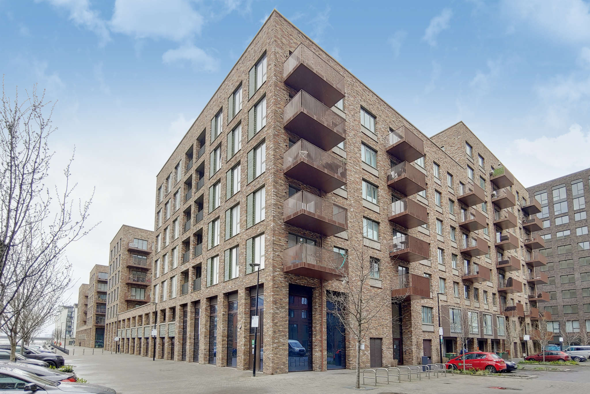 48 Shackleton Way, London, E16