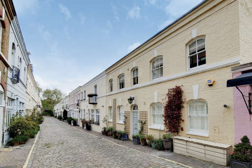 London SW7 - Spec