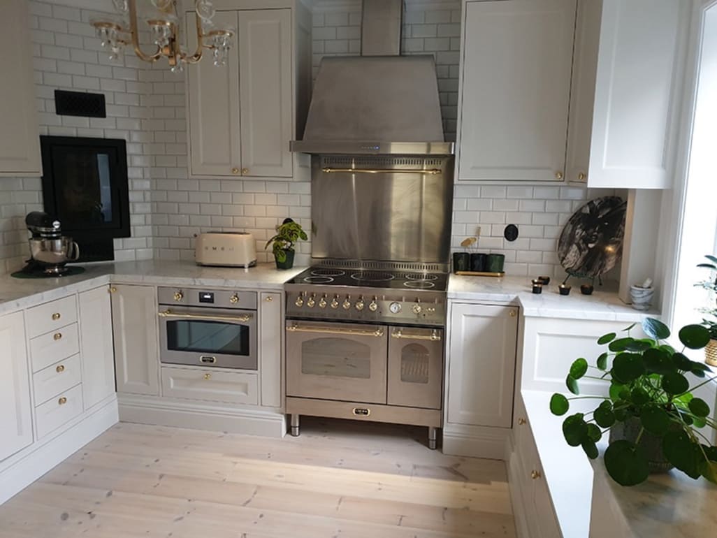 Cooker package Stainless/Brass - Dolce Vita 90 cm induction (cooker + extraction hood + splashback)