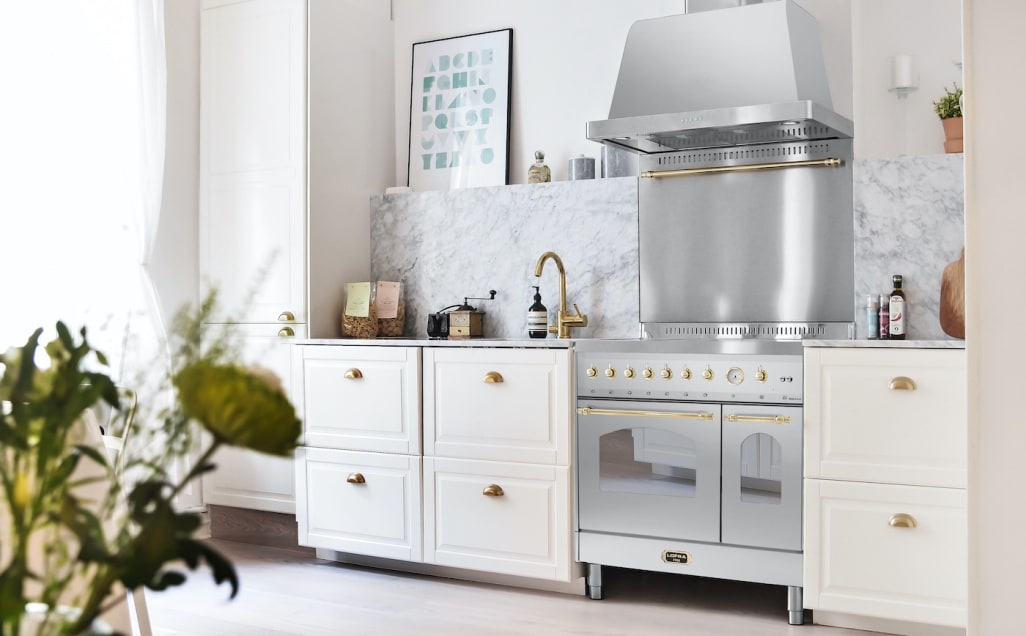 Cooker package Stainless/Brass - Dolce Vita 90 cm induction (cooker + extraction hood + splashback)