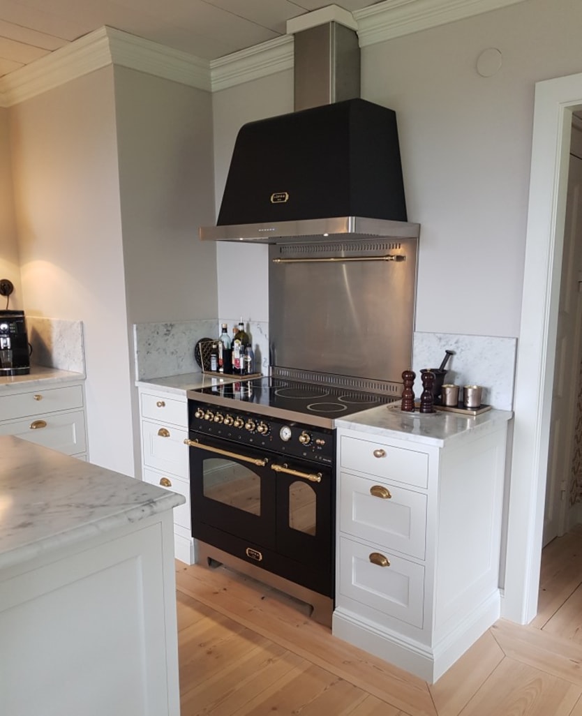 Cooker package Black/Brass - Dolce Vita 90 cm induction (cooker + extraction hood + splashback)