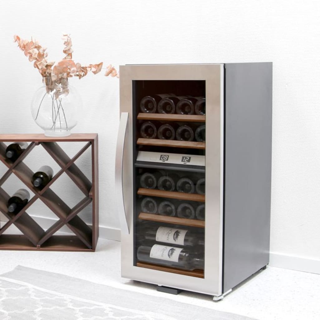 Free standing wine cooler WineExpert 24 Stainless 