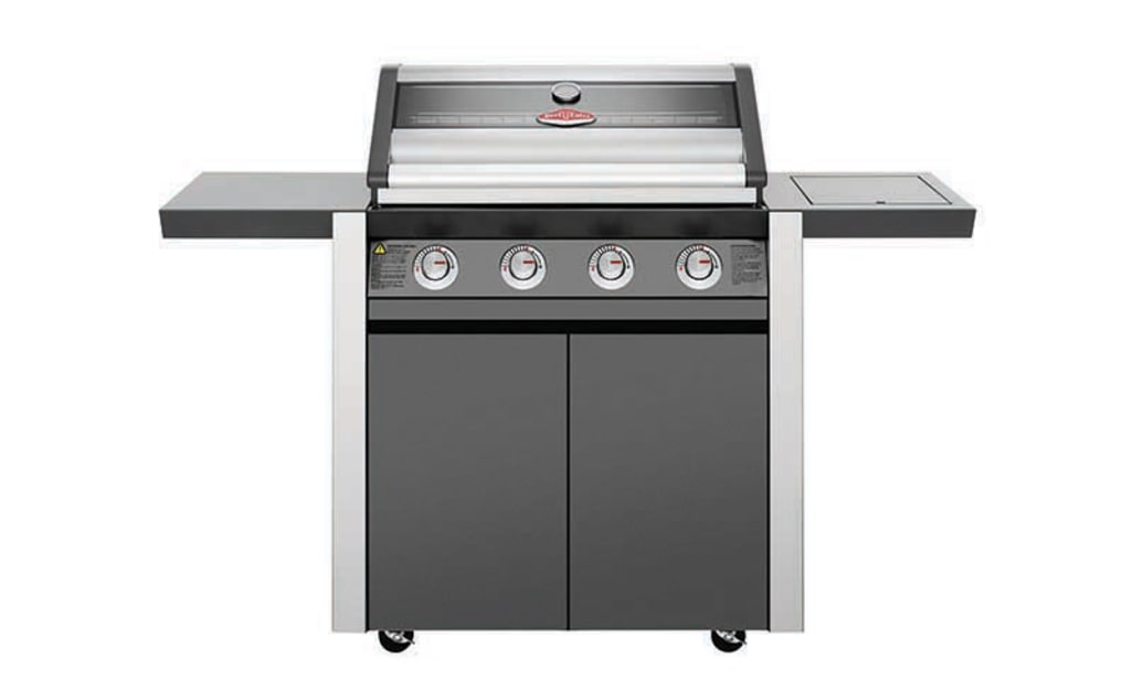 1600E - Freistehender Gasgrill mit 4 Brennern und Seitenbrenner 