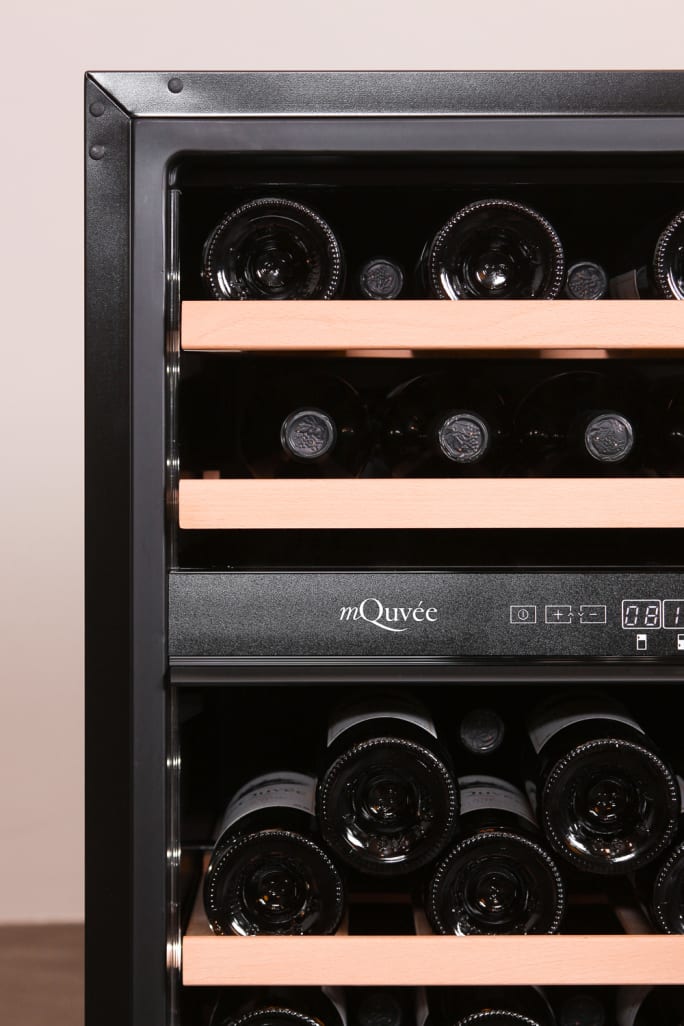 Innbyggbart vinskap - WineCave 60D Modern 