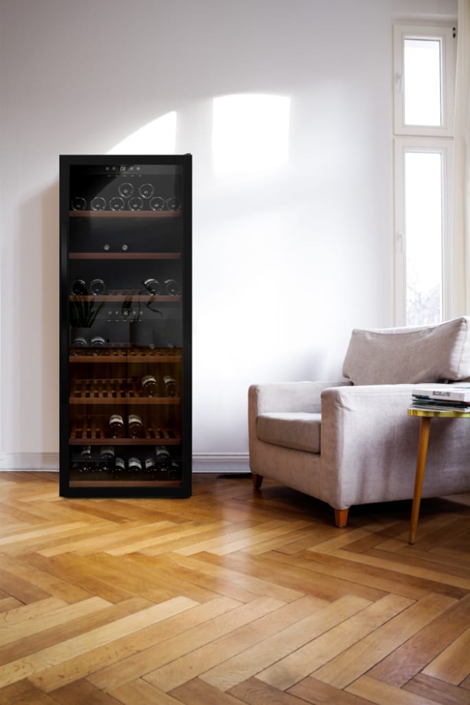 Freistehender Weinkühlschrank - WineExpert 126 Fullglass Black 