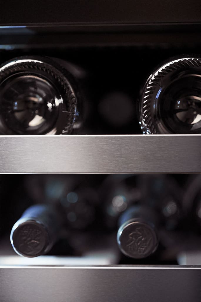 Integrierbarer Weinkühlschrank - WineKeeper Exclusive 25D Push/Pull 