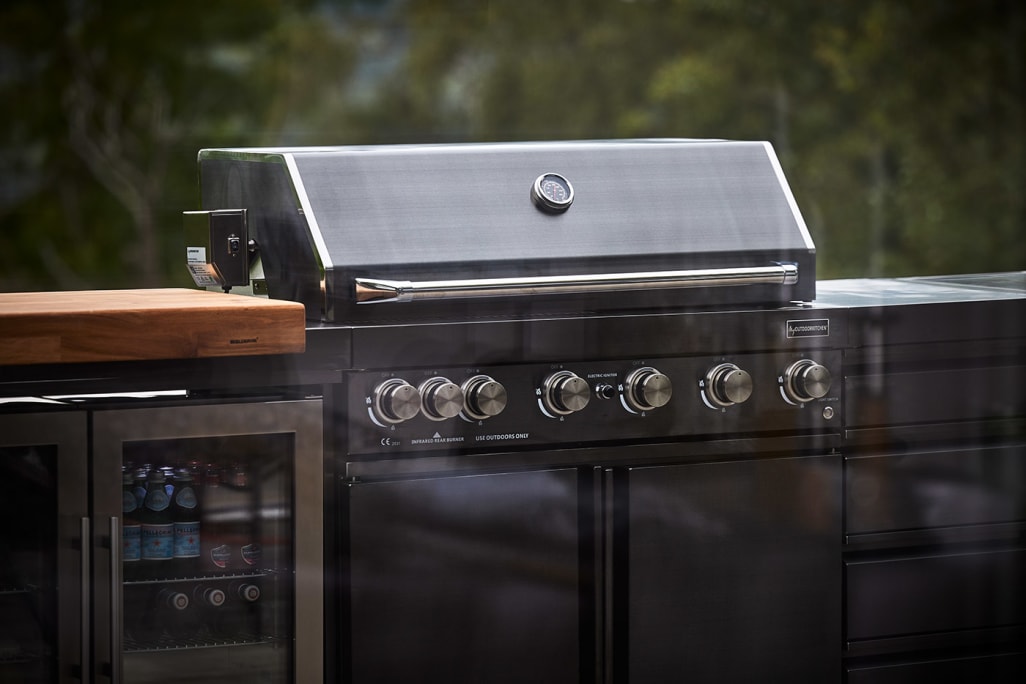 Black Collection - Freistehender Gasgrill mit 6 Brennern und Infrarotbrenner
