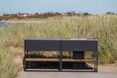 Free-standing outdoor kitchen - Svanshall