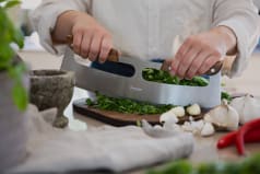 mezzaluna-pizza-cutter-35-cm