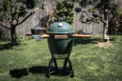 kamado-grill-keramisk-grill-med-understell-og-sidehyller-komplettpakke-l