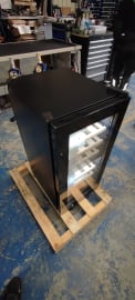 (Outlet) - Frittstående vinskap - WineExpert 24 Fullglass Black 
