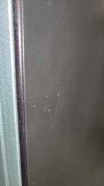 (Outlet) - Dolce Vita Kylskåp (Svart/Mässing) - 90 cm