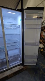 (Outlet) - Dolce Vita Kylskåp (Svart/Mässing) - 90 cm