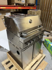 (Outlet) - Stainless Collection - Fristående Gasolgrill med 4 effektiva brännare och infravärme 