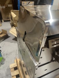 (Outlet) - Stainless Collection - Fristående Gasolgrill med 4 effektiva brännare och infravärme 
