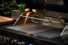 Black Collection - Freistehender Gasgrill mit 6 Brennern und Infrarotbrenner - Inkl. Zubehörpaket
