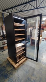 (Outlet) - Fristående vinkyl - WineExpert 180 Fullglass Black  