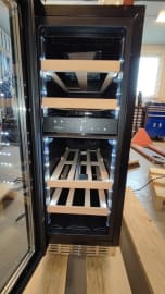 (Outlet) - Inbyggbar vinkyl - WineCave 700 30D Stainless 